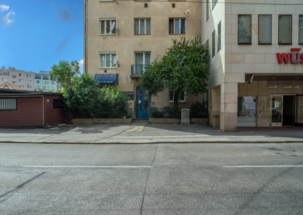 Na prenájom obchodný priestor v samotnom centre Bratislavy