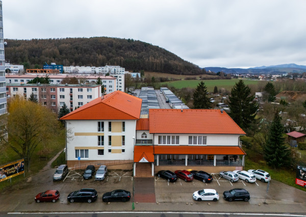 Na predaj elegantný kongresový Hotel Elite v Novej Dubnici