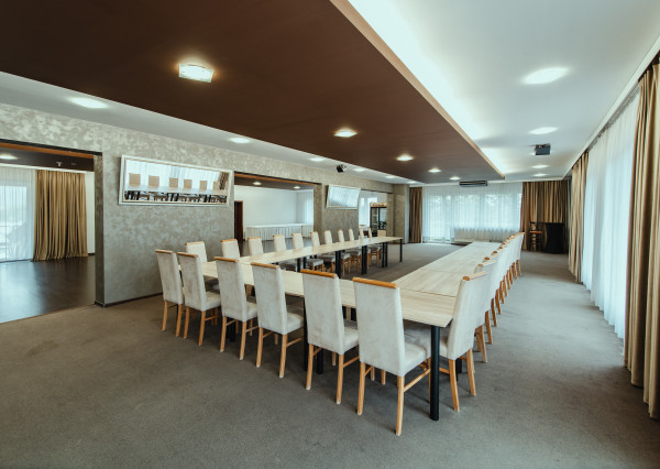 Na predaj elegantný kongresový Hotel Elite v Novej Dubnici