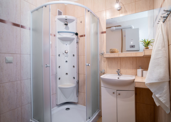 Na prenájom priestranný 3 izbový byt s balkónom v Malackách