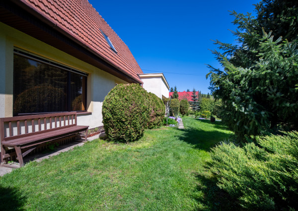 Na predaj 6-izbový rodinný dom v obci Podkriváň