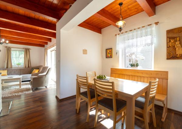 Na predaj 4-izbový rodinný dom v Moravskom Lieskovom