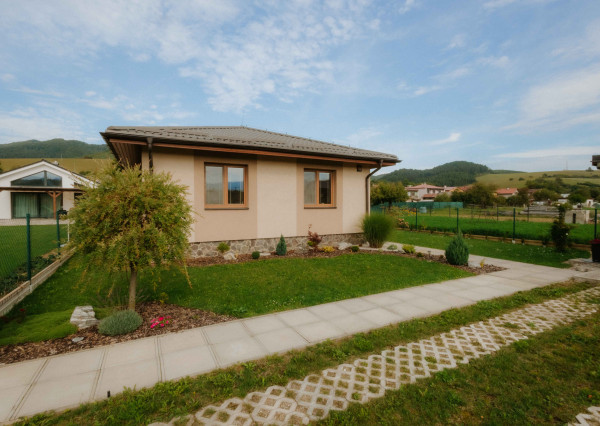 Na predaj rodinný dom v obci Zbyňov