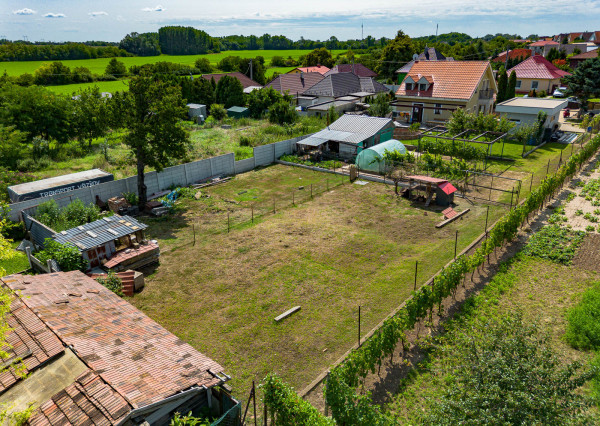 Na predaj pozemok pripravený na výstavbu v Pate