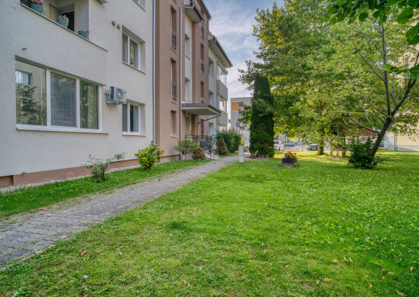 Na predaj 2-izbový byt s loggiou v Šamoríne