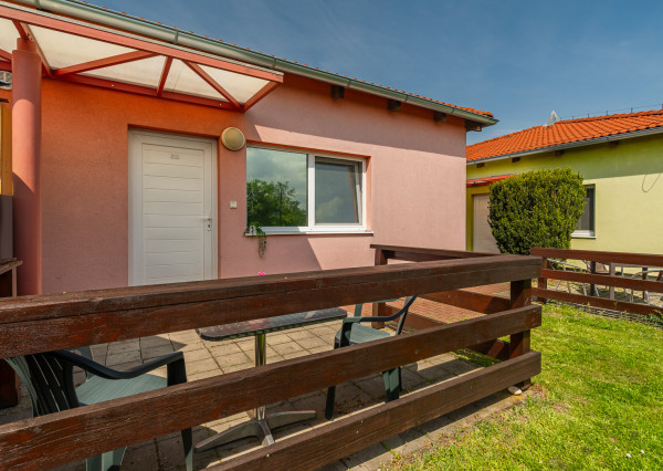 Na predaj 2-izbový byt v Senci pri jazerách s terasou