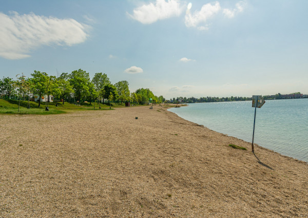 Na predaj 2-izbový byt v Senci pri jazerách s terasou