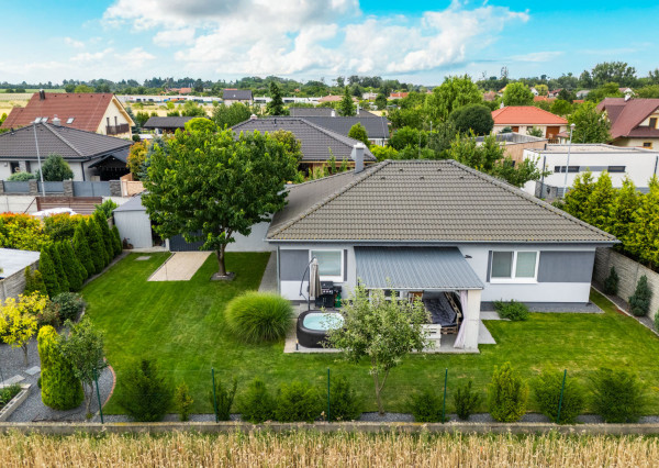 Na predaj 4-izbový rodinný dom v obci Hrubý Šúr