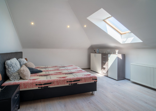 Na predaj priestranný rodinný dom v obci Zlaté Klasy