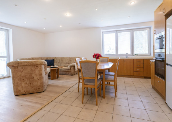 Na prenájom 3-izbový byt v Šamoríne