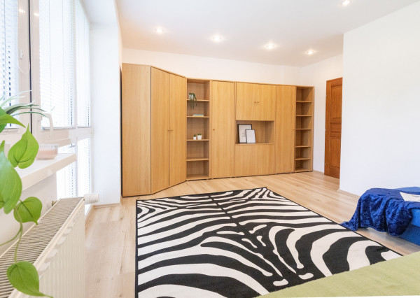 Na prenájom 3-izbový byt v Šamoríne