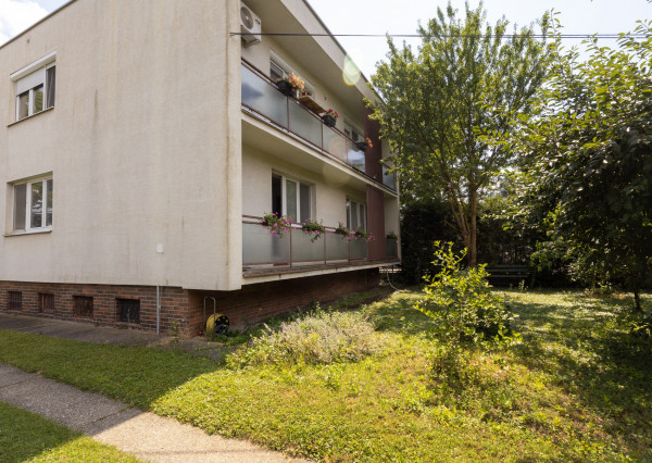 Na prenájom 3-izbový byt v Šamoríne