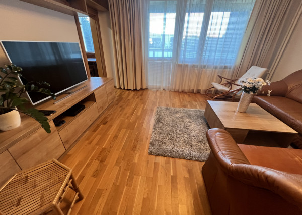 Na prenájom 3-izbový byt s veľkým balkónom v Trenčíne