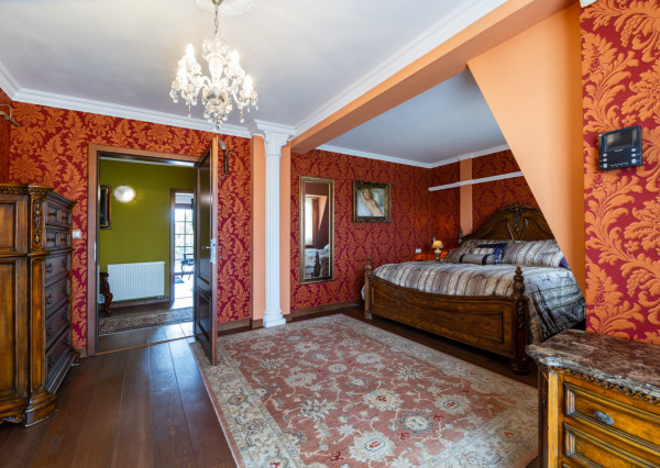 Na predaj nadštandardný rodinný dom s bazénom, Soblahov