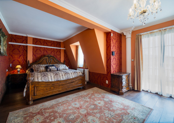 Na predaj nadštandardný rodinný dom s bazénom, Soblahov