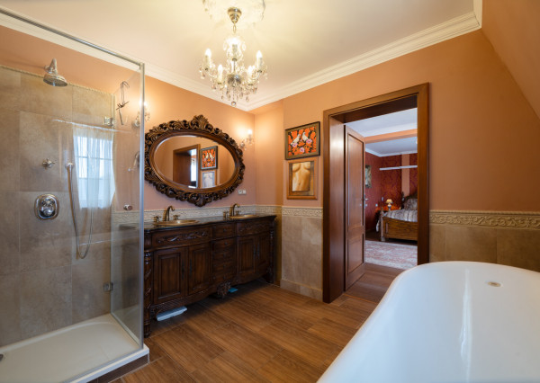 Na predaj nadštandardný rodinný dom s bazénom, Soblahov