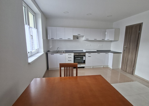 Na prenájom neobývaný rodinný dom v obci Cimenná