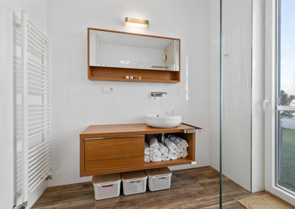 Na prenájom dizajnový 3-izbový byt so 45m2 terasou v Stupave