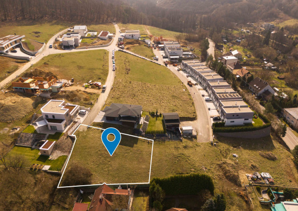 Na predaj pozemok na výstavbu rodinného domu v lokalite Trenčín - Kubrá