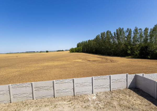Predaj 4-izbová bytová jednotka v dvojdome v Lehniciach