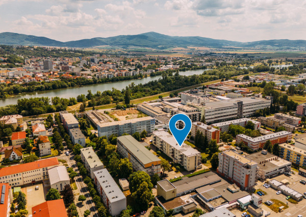 Na predaj 3- izbový byt s parkovaním, Zlatovce Trenčín