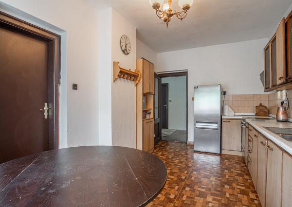 REZERVOVANÉ: Na predaj dvojgeneračný rodinný dom v obci Beladice