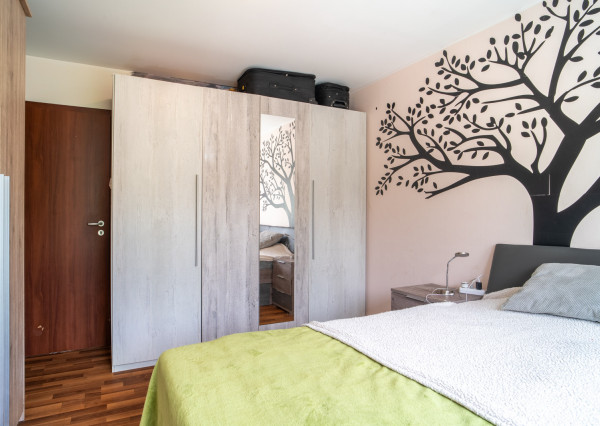 Na predaj dom so vstupom do súkromného jazera v Hrubej Borši