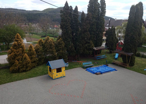 Rezervované ...Exkluzívne na prenájom 1 izb. byt  s balkónom - v obci Timoradza