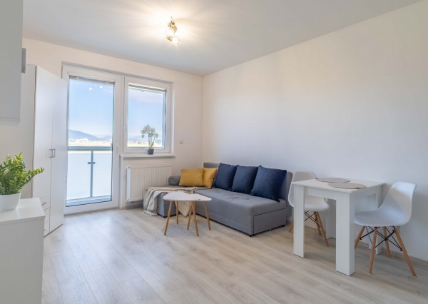 Na prenájom 1-izbový byt s parkovacím miestom v Poprade