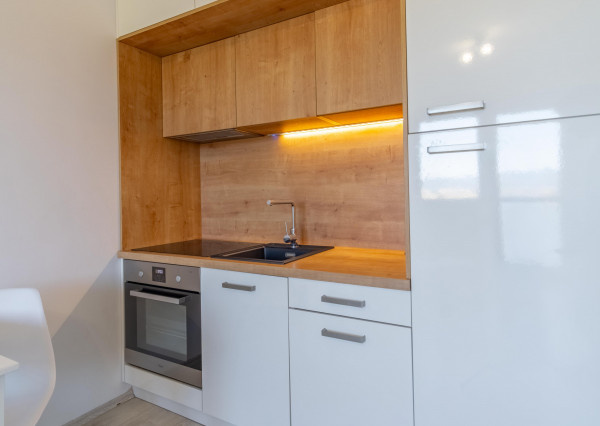 Na prenájom 1-izbový byt s parkovacím miestom v Poprade