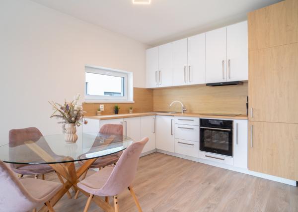 Na prenájom 2-izbový byt v obci Kostolište