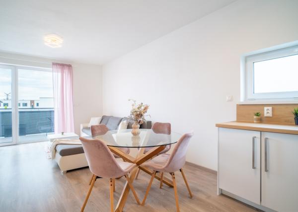 Na prenájom 2-izbový byt v obci Kostolište