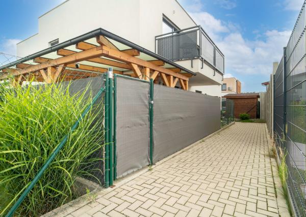 Na prenájom 2-izbový byt v obci Kostolište