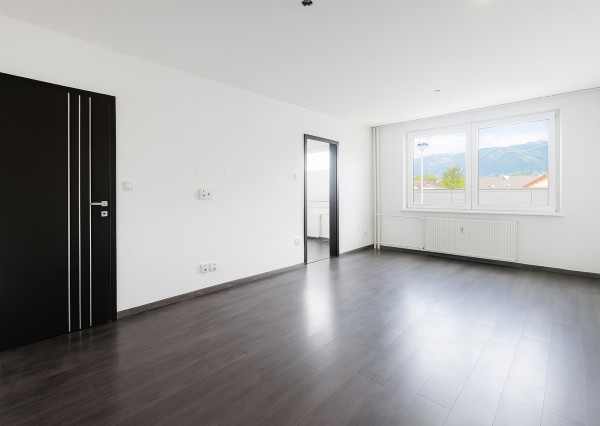 REZERVOVANÉ: Na predaj kompletne zrekonštruovaný 2-izbový byt v Turanoch