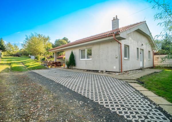 Na predaj 4-izbový rodinný dom s krásnym výhľadom pri vodnej nádrži Suchá nad Parnou