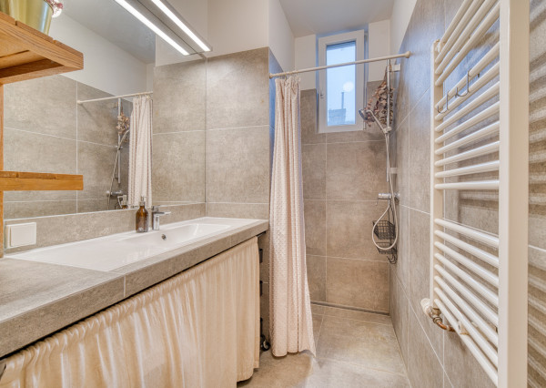 Na prenájom štýlový 2,5-izbový byt na Palisádach v Bratislave