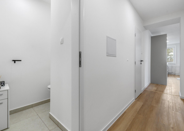 Zrekonštruovaný 3-izbový byt s veľkou dennou zónou v tehlovom dome