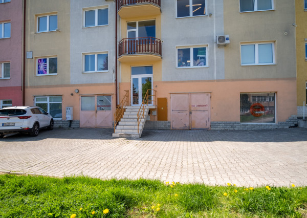 Na prenájom kancelárske priestory v Poprade (Starý Juh)