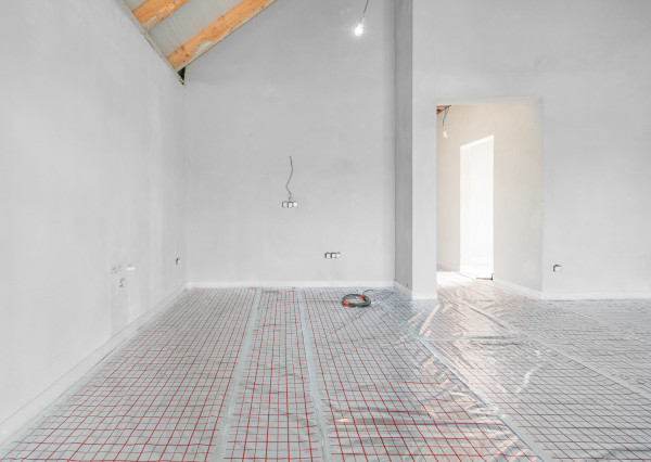 REZERVOVANÉ: Na predaj moderný 4-izbový rodinný dom v Šoporni