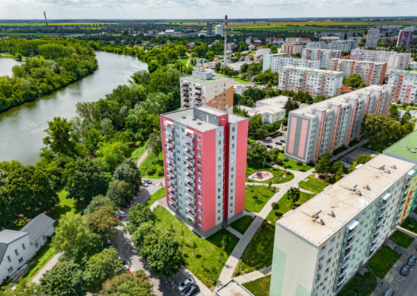 Na predaj garsónka v Seredi