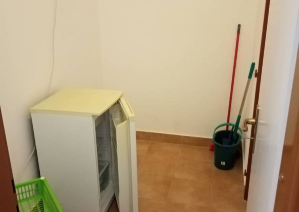 Na prenájom 2 izbový atypický byt v centre mesta BN