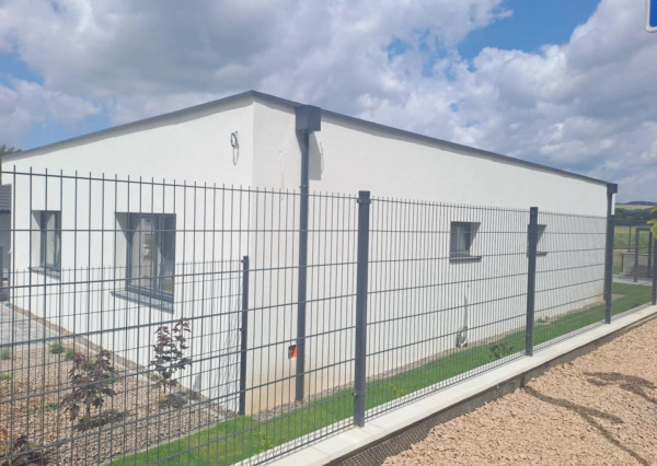 Exkluzívne iba u nás krásna novostavba v obci Uhrovec - dokončenie koniec augusta 2025