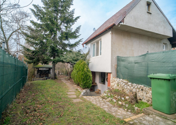 Na predaj samostatne stojaca chata v obci Kuchyňa