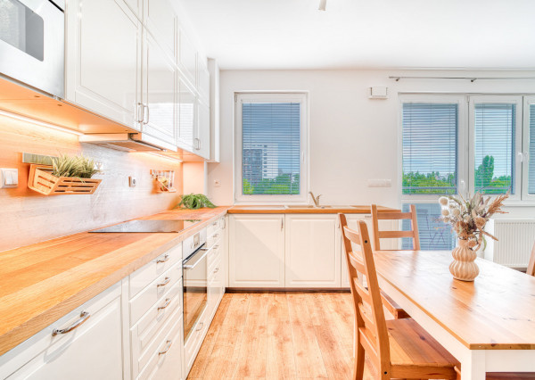 Na predaj 4-izbový byt v Ružinove na Mierovej ulici