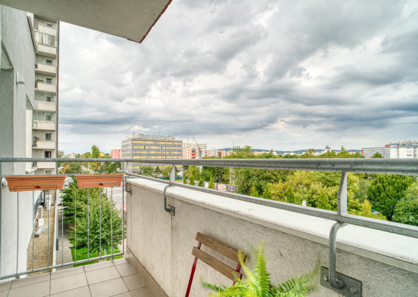 Na predaj 4-izbový byt v Ružinove na Mierovej ulici