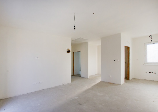 Na predaj rekreačná chata s priestranným pozemkom v obci Blahová