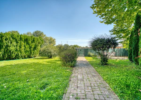 Na predaj čiastočne vybavený 3-izbový byt v Dunajskej Strede