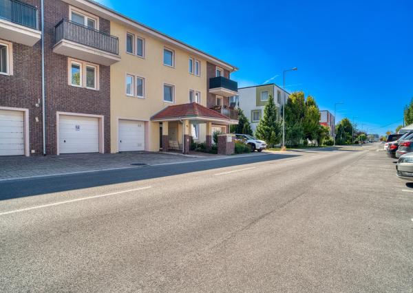 Na predaj čiastočne vybavený 3-izbový byt v Dunajskej Strede