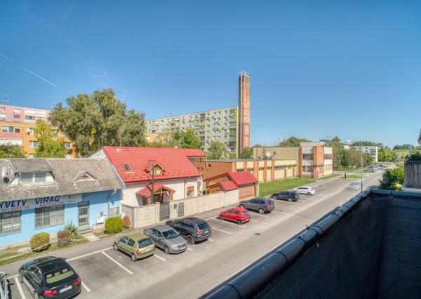 Na predaj čiastočne vybavený 3-izbový byt v Dunajskej Strede