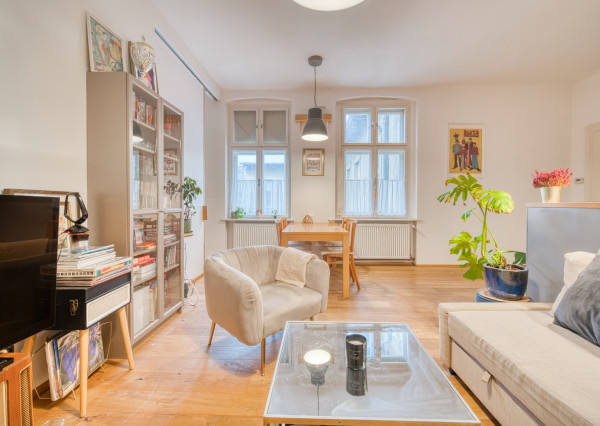 Na prenájom štýlový 2,5-izbový byt na Palisádach v Bratislave